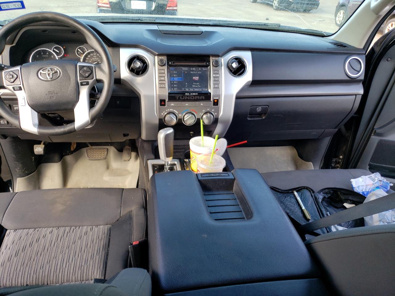 2017 TOYOTA TUNDRA DOU - 5TFRM5F10HX112051 — photo 8