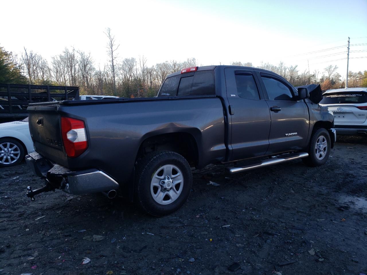 2017 TOYOTA TUNDRA DOU - 5TFUM5F11HX071374 — photo 3