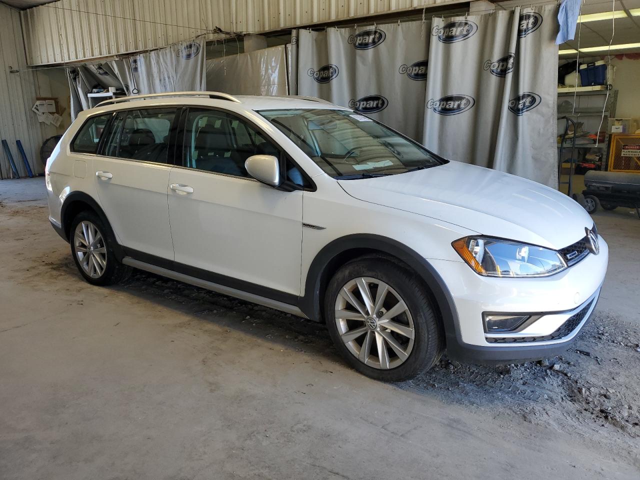 2017 VOLKSWAGEN GOLF ALLTR - 3VWH17AU7HM524150 — photo 4