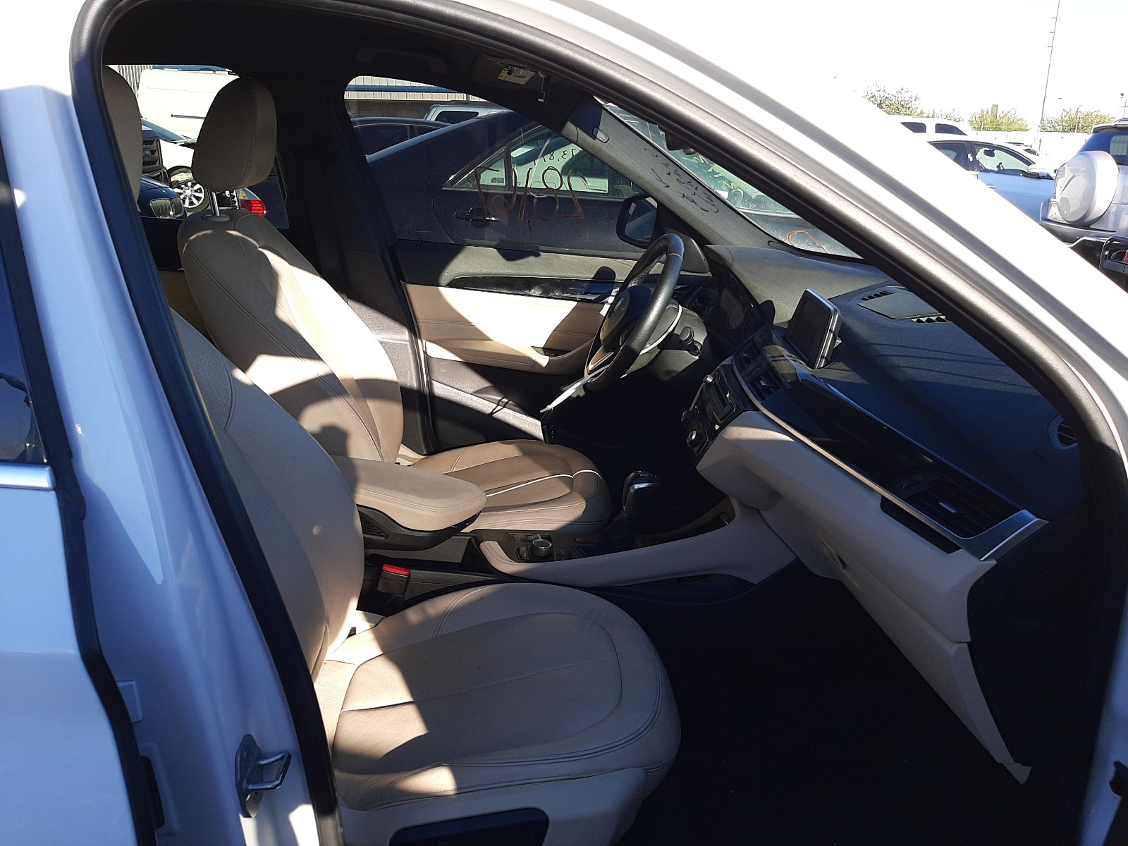 2018 BMW X1 SDRIVE2 - WBXHU7C32J5H42299 — photo 5