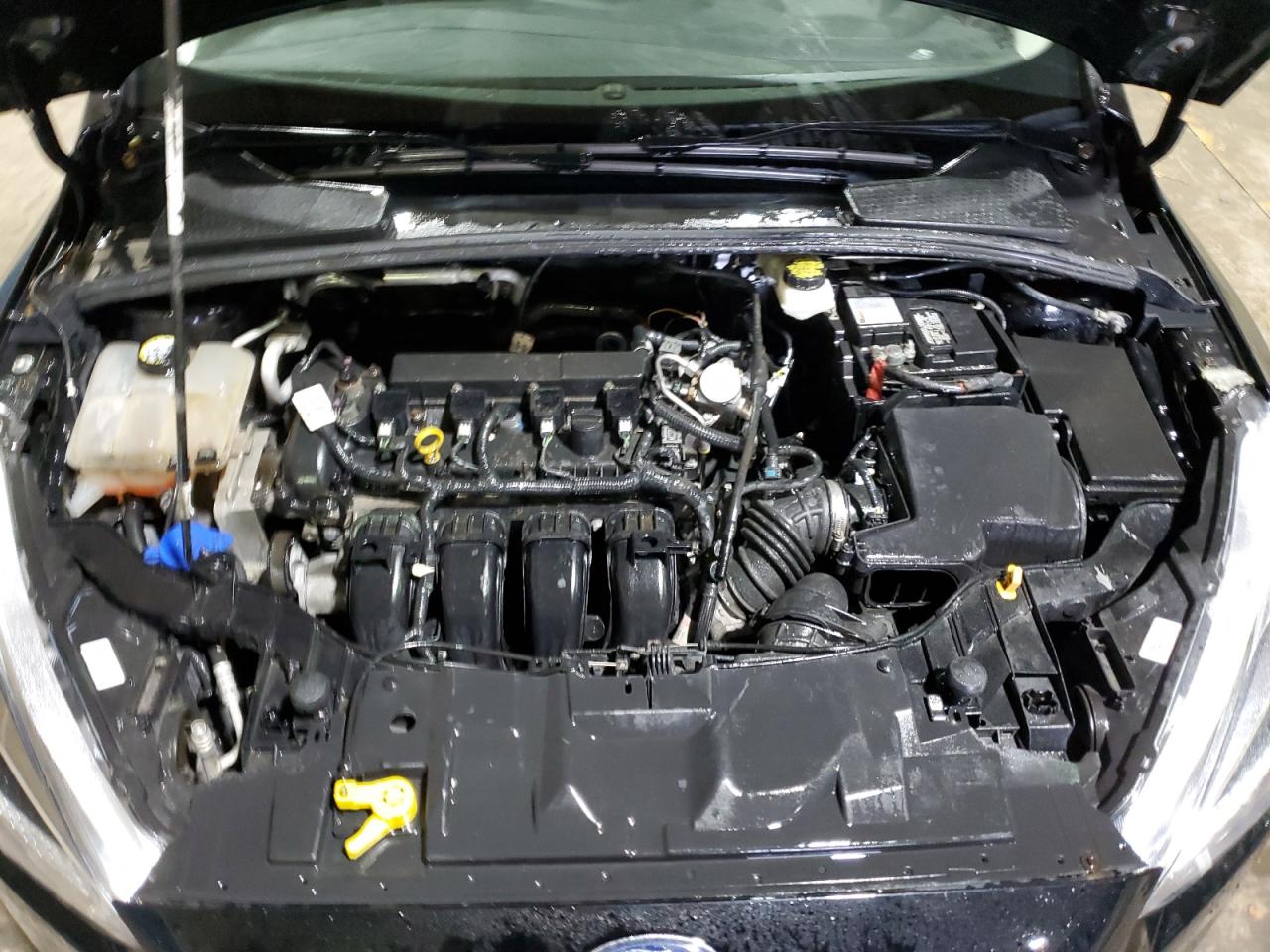 2018 FORD FOCUS SE - 1FADP3K27JL255392 — photo 10