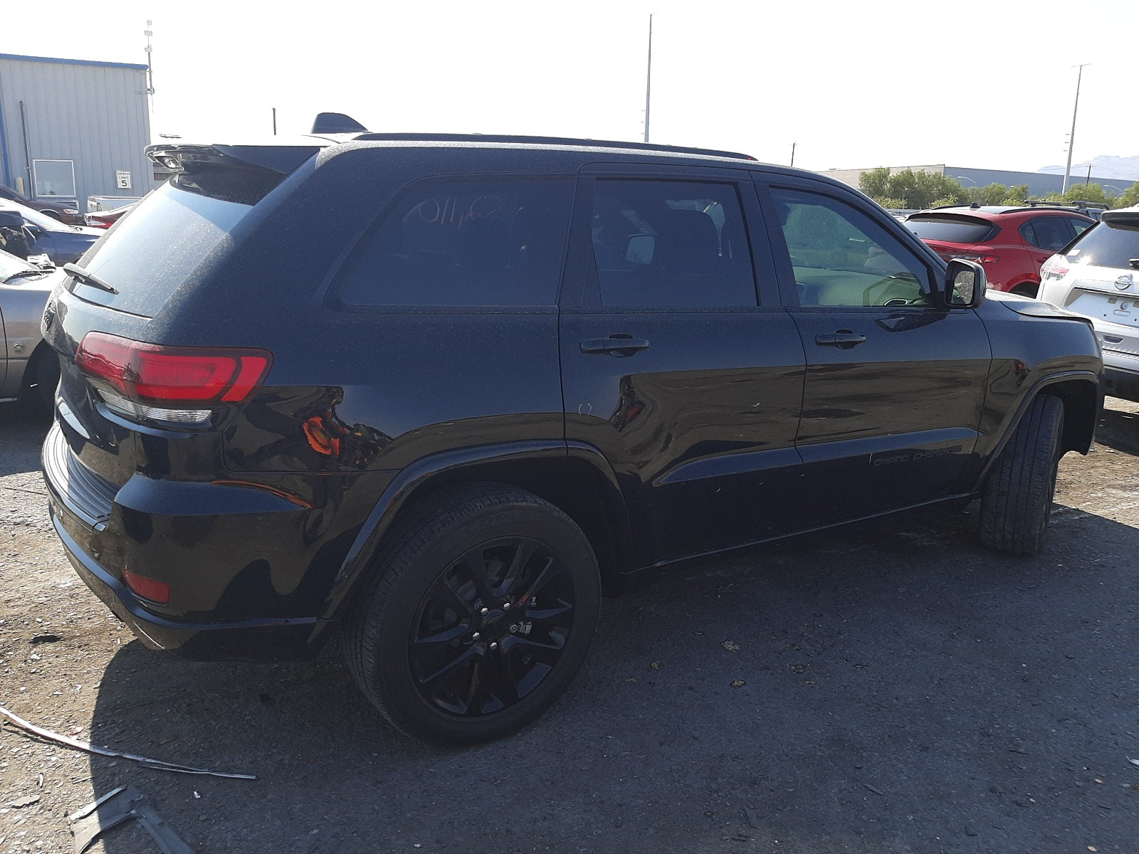 2018 JEEP GRAND CHER - 1C4RJFAG3JC256877 — photo 4