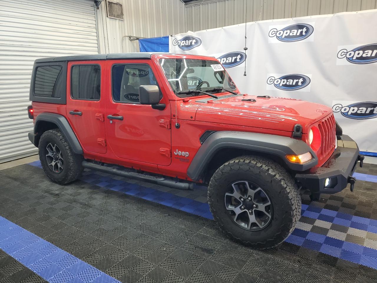 2018 JEEP WRANGLER U - 1C4HJXDG7JW126869 — photo 4