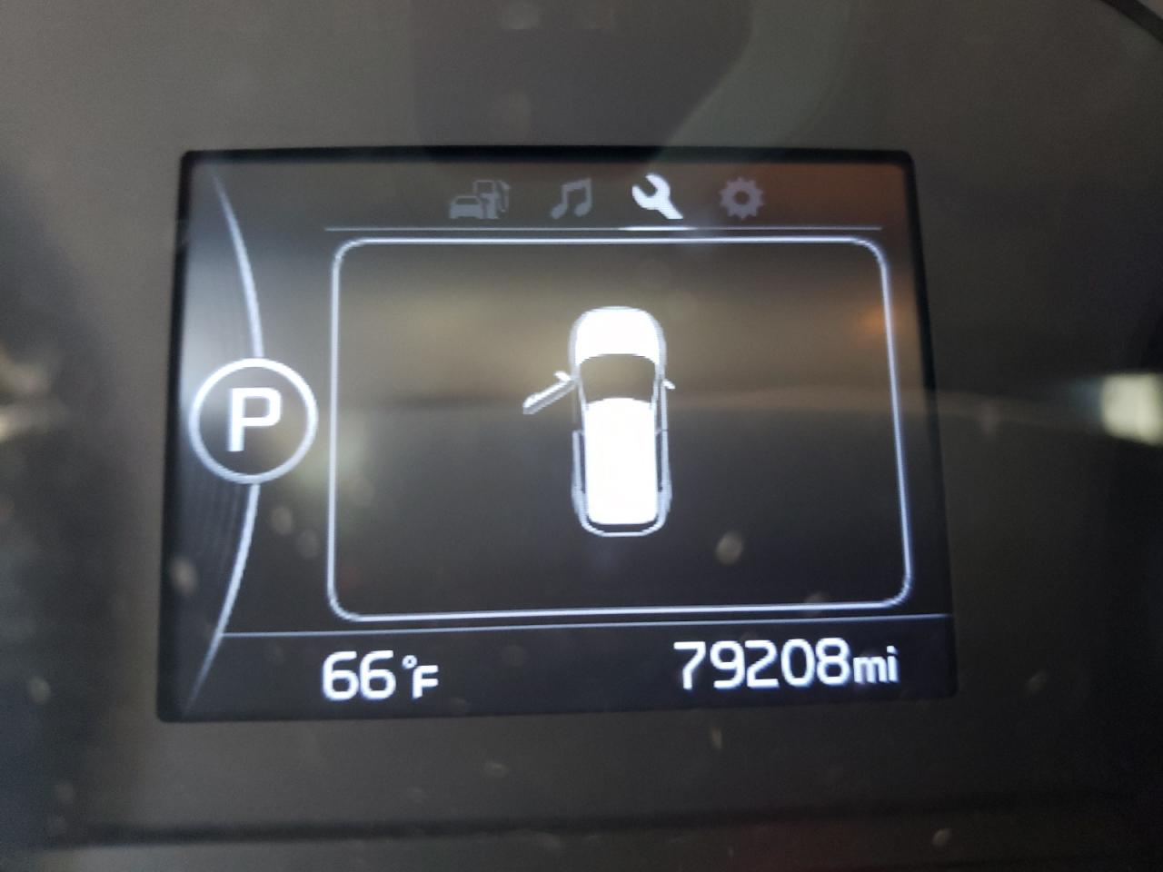 2018 KIA SPORTAGE L - KNDPM3AC8J7372739 — photo 8