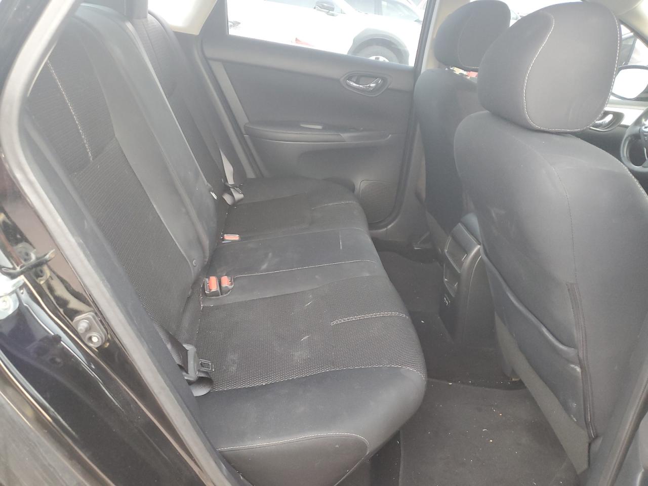 2018 NISSAN SENTRA S - 3N1AB7AP7JY207790 — photo 10