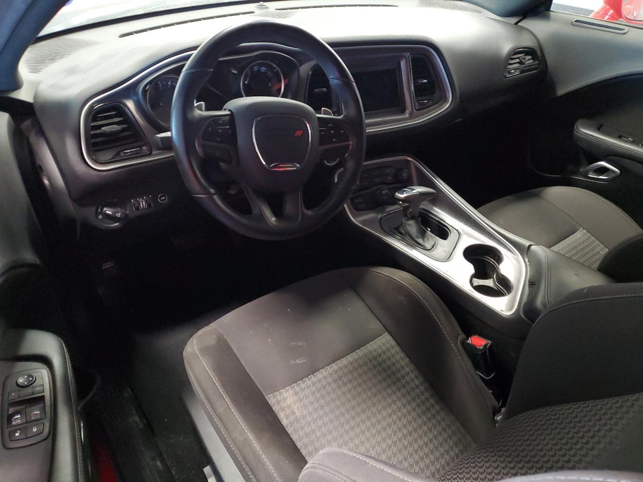 2019 DODGE CHALLENGER - 2C3CDZBT4KH641913 — photo 8