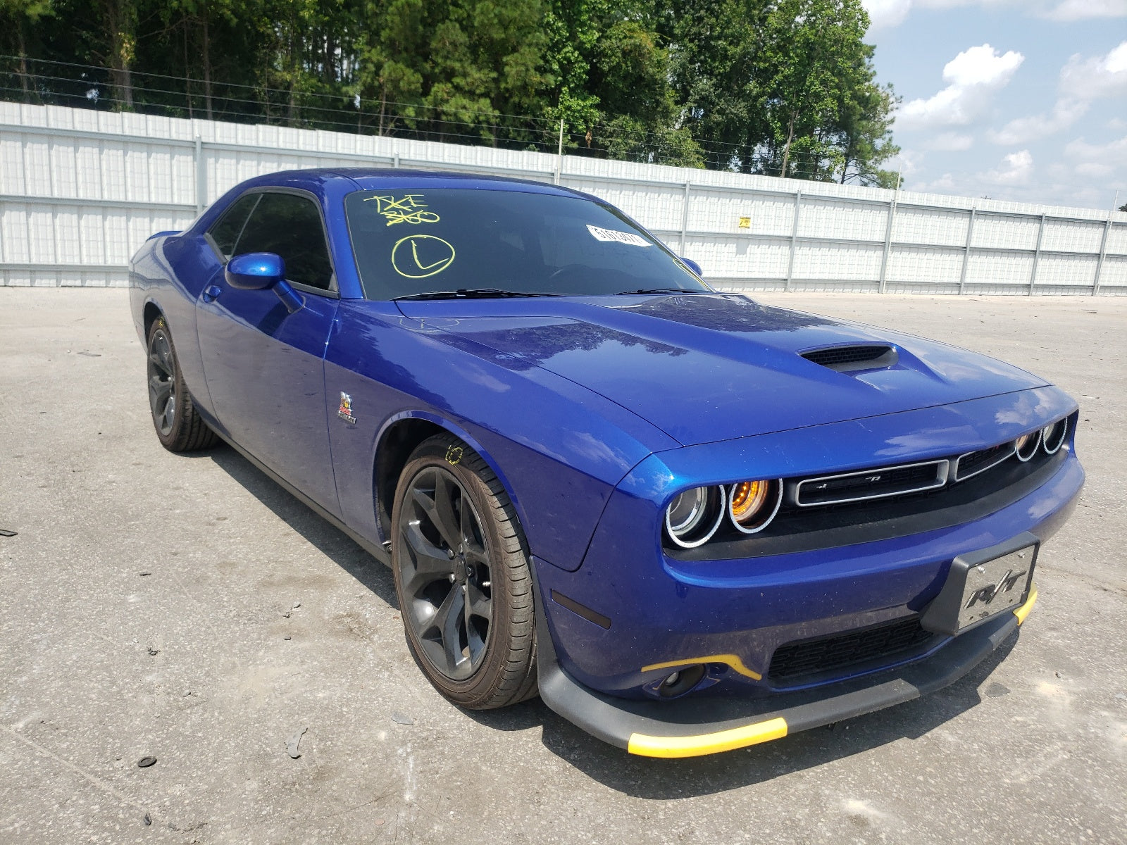 2019 DODGE CHALLENGER - 2C3CDZBT7KH70519 — photo 1