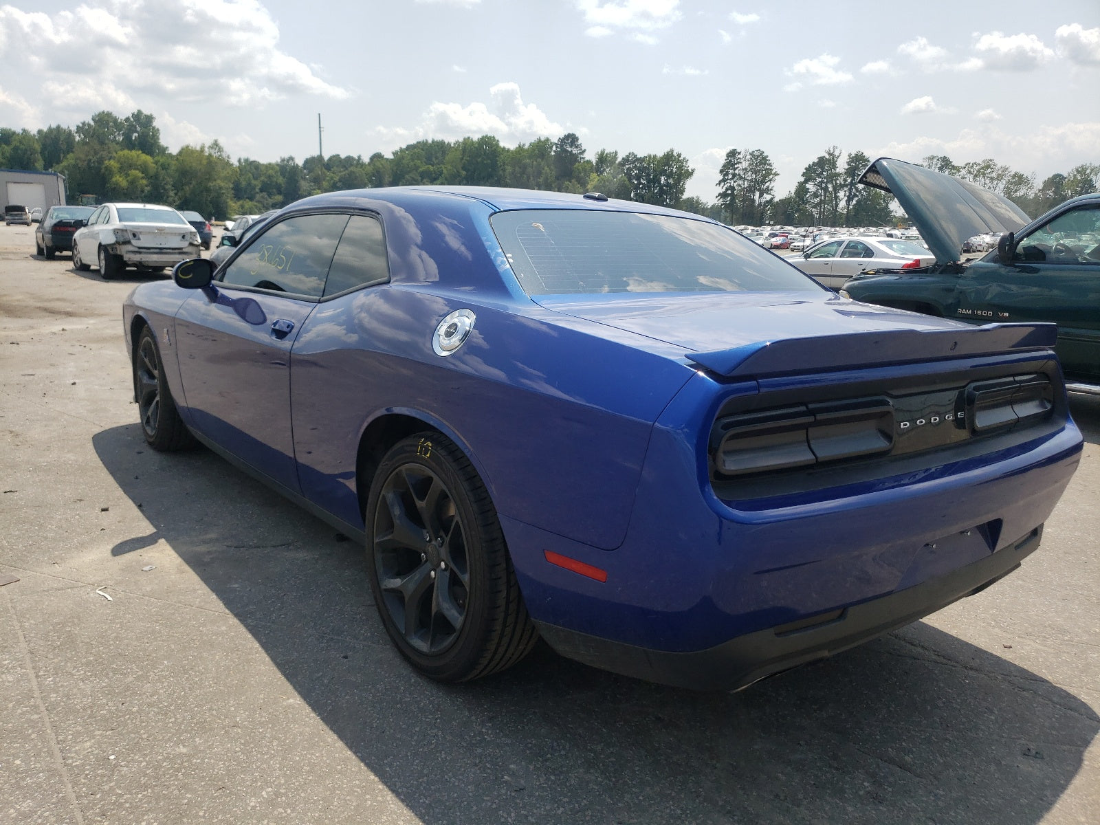 2019 DODGE CHALLENGER - 2C3CDZBT7KH70519 — photo 3