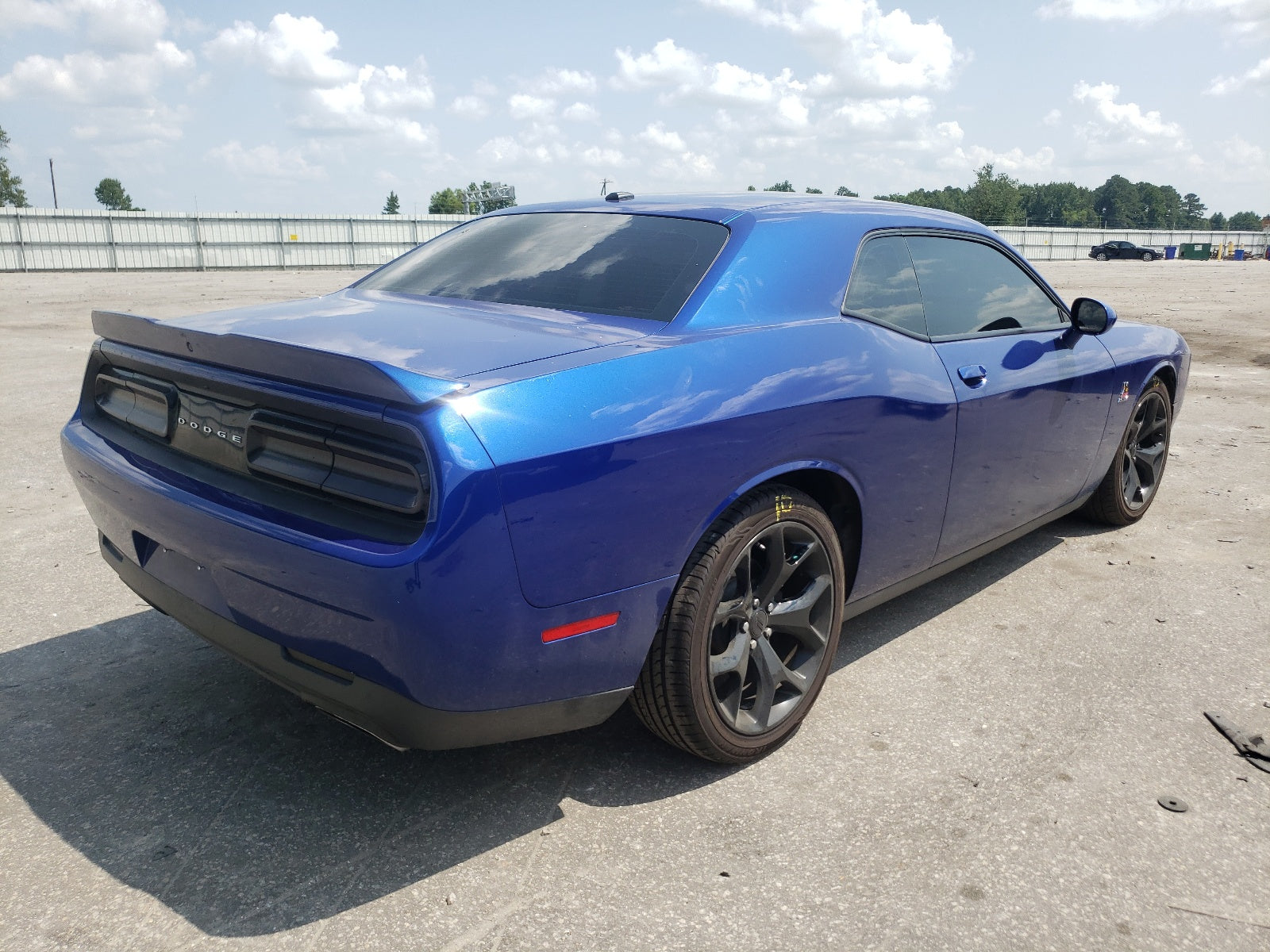 2019 DODGE CHALLENGER - 2C3CDZBT7KH70519 — photo 4