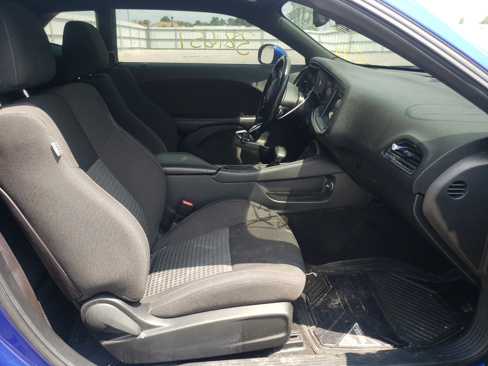 2019 DODGE CHALLENGER - 2C3CDZBT7KH70519 — photo 5