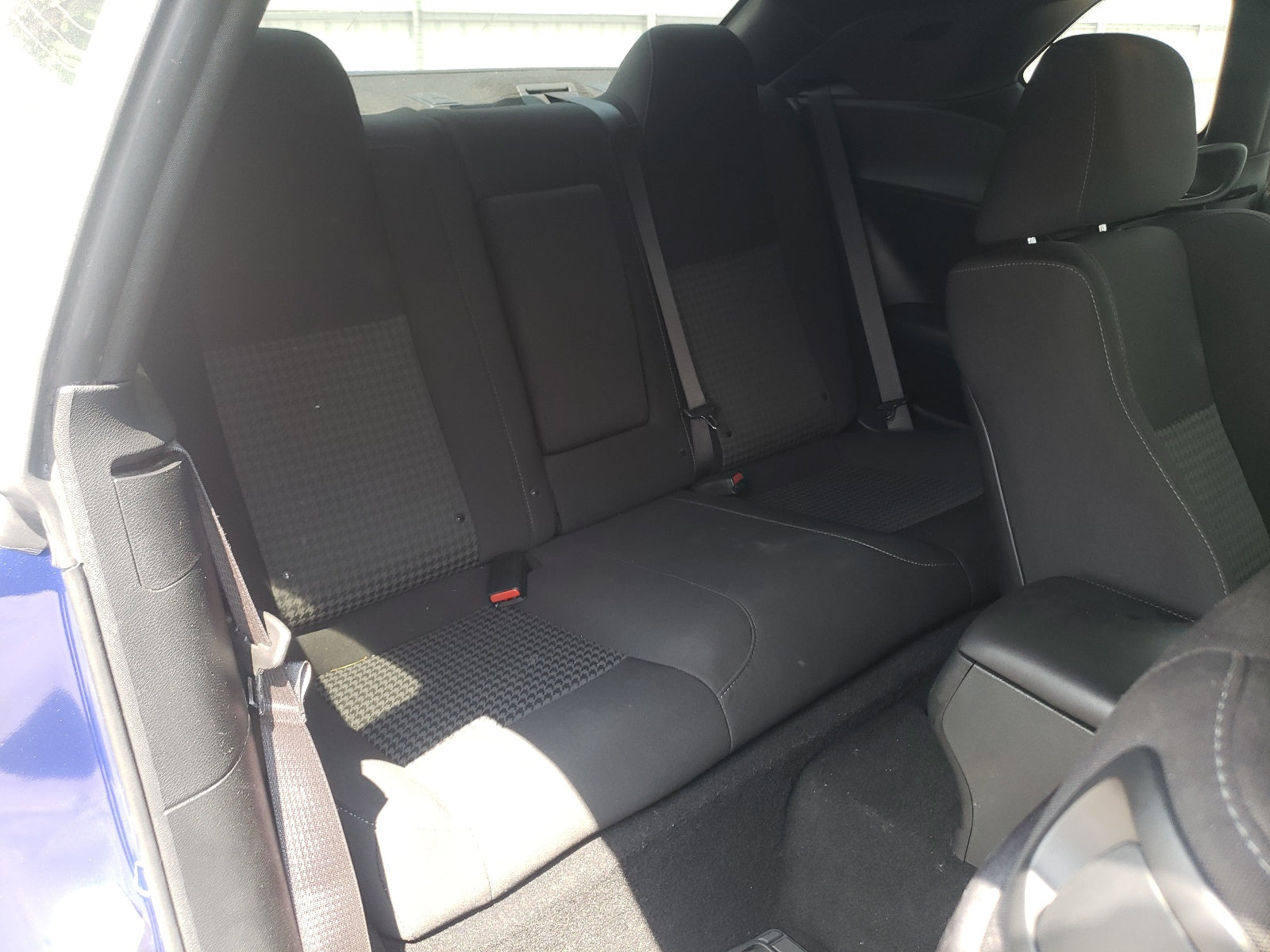 2019 DODGE CHALLENGER - 2C3CDZBT7KH70519 — photo 6