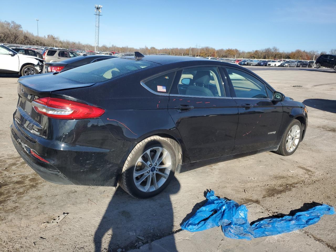 2019 FORD FUSION SE - 3FA6P0LU1KR151927 — photo 3