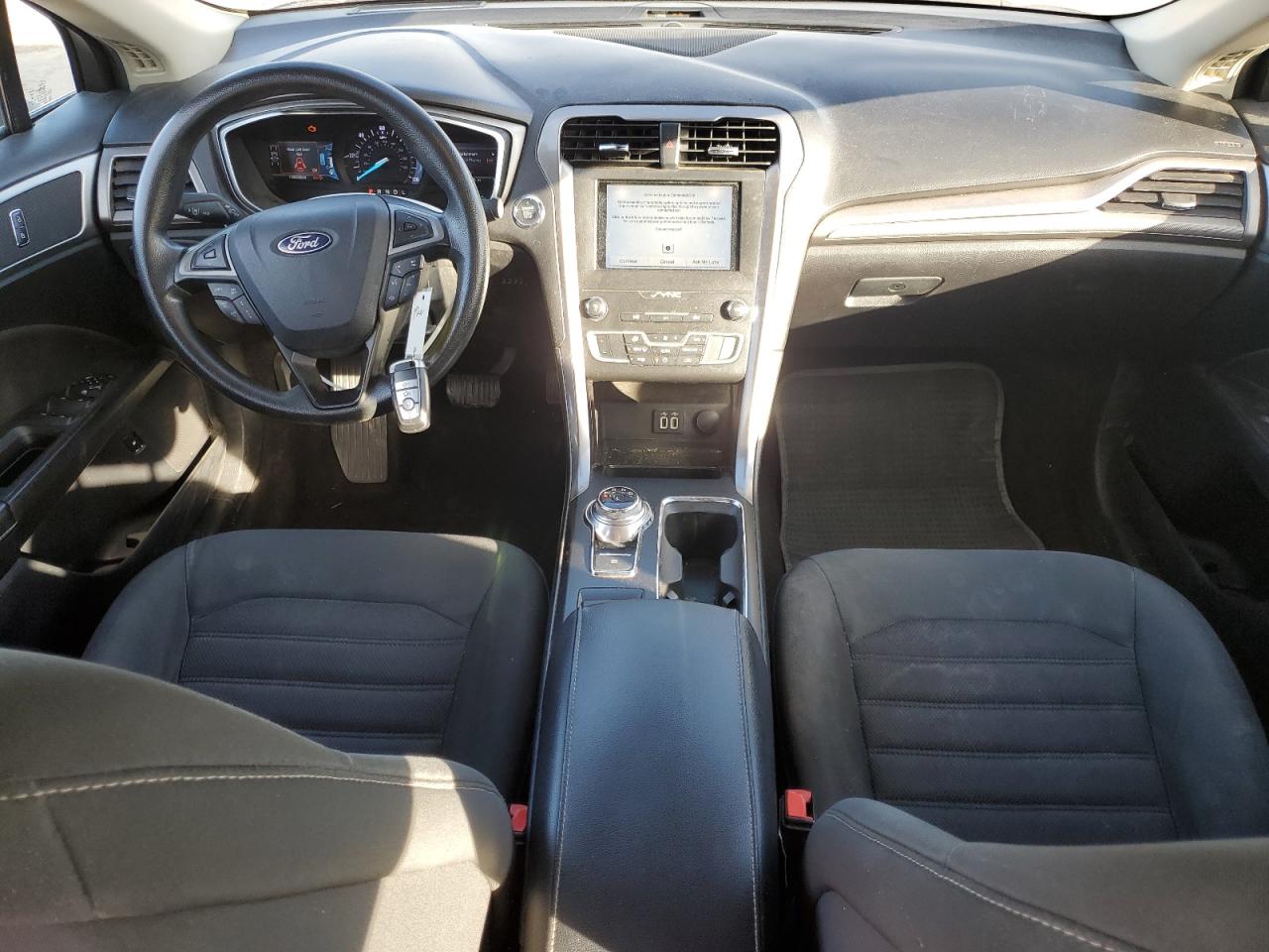 2019 FORD FUSION SE - 3FA6P0LU1KR151927 — photo 8