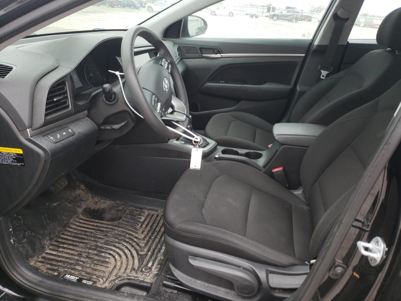 2019 HYUNDAI ELANTRA SE - 5NPD84LF3KH417572 — photo 7