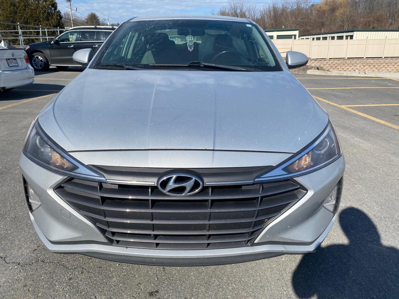 2019 HYUNDAI ELANTRA SE - KMHD74LF9KU758883 — photo 8