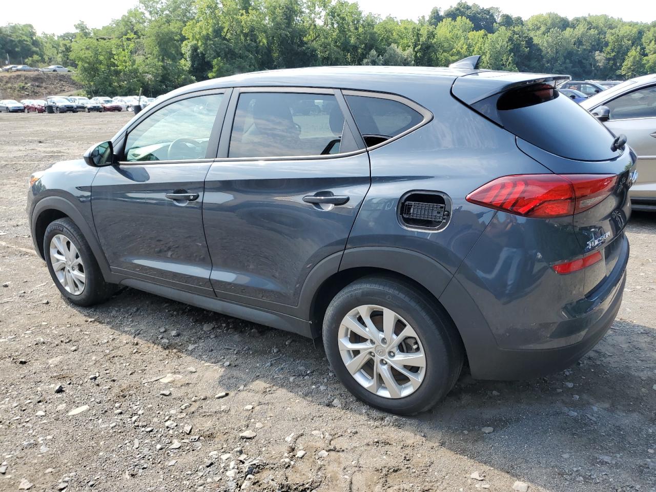 2019 HYUNDAI TUCSON SE - KM8J2CA40KU026638 — photo 2