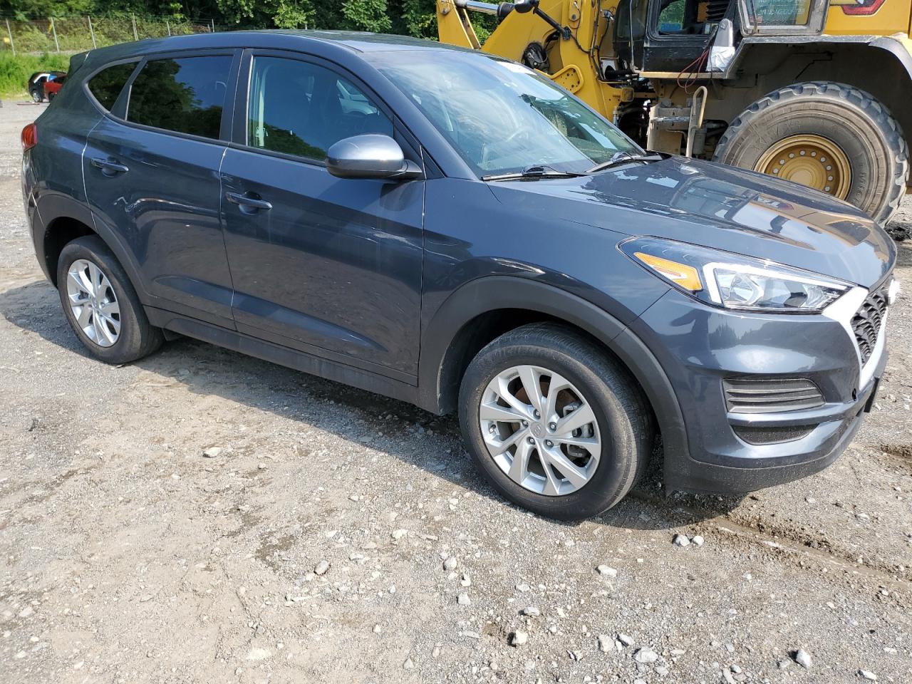 2019 HYUNDAI TUCSON SE - KM8J2CA40KU026638 — photo 3