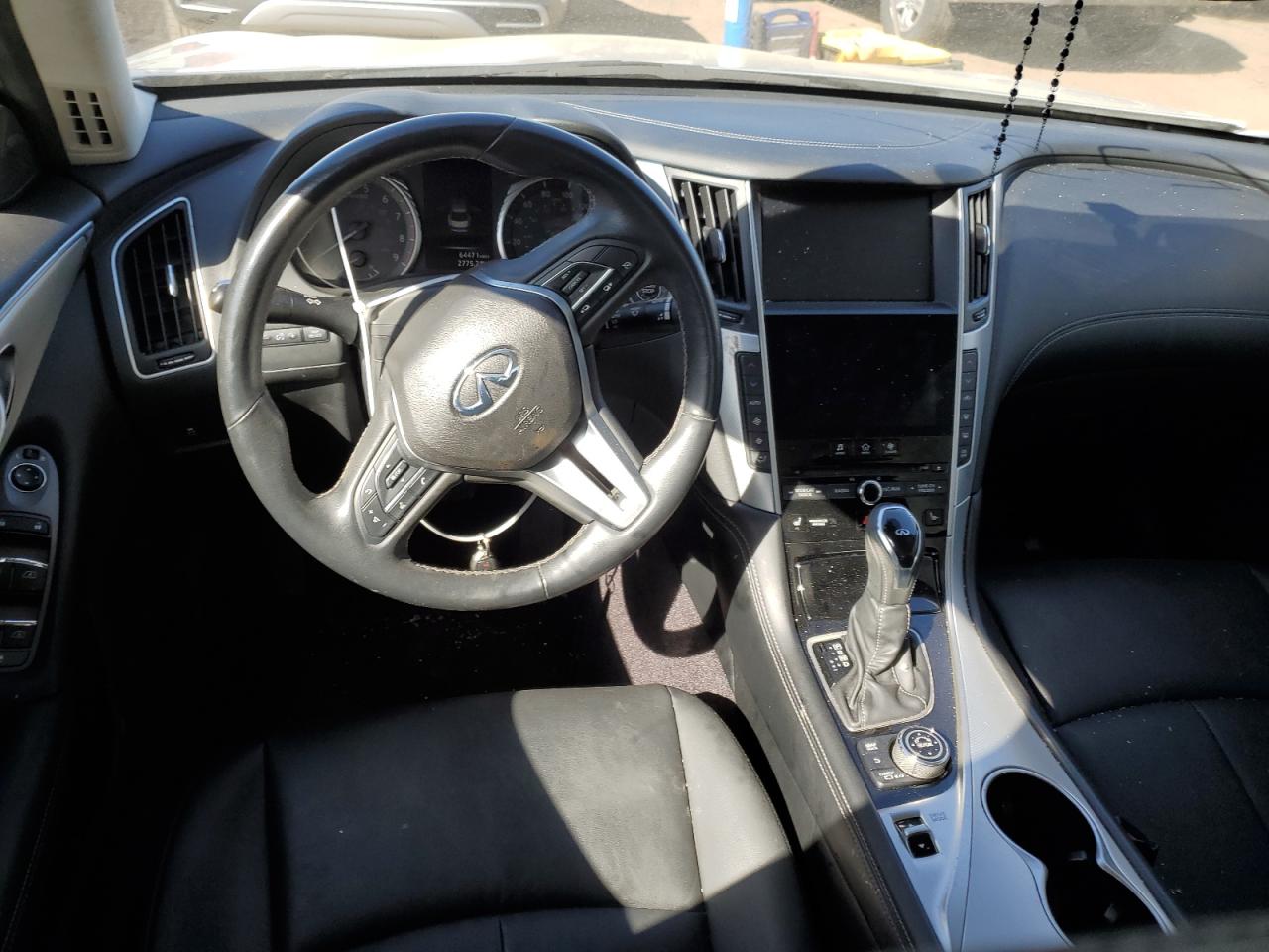 2019 INFINITI Q50 LUXE - JN1EV7AR7KM592279 — photo 8