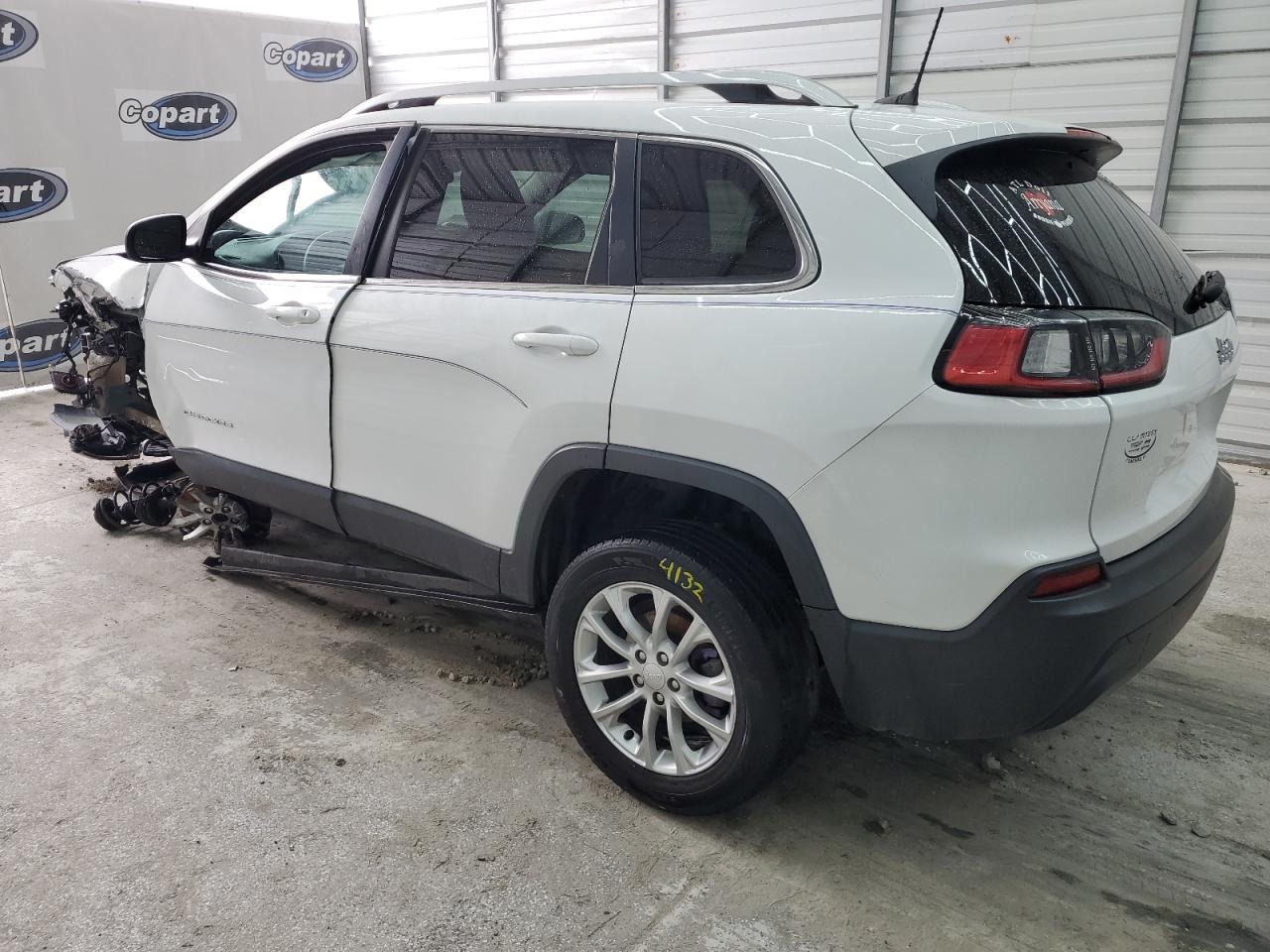 2019 JEEP CHEROKEE L - 1C4PJLCB5KD145377 — photo 2