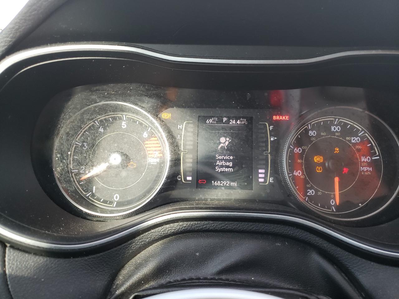 2019 JEEP CHEROKEE L - 1C4PJLCB5KD145377 — photo 9