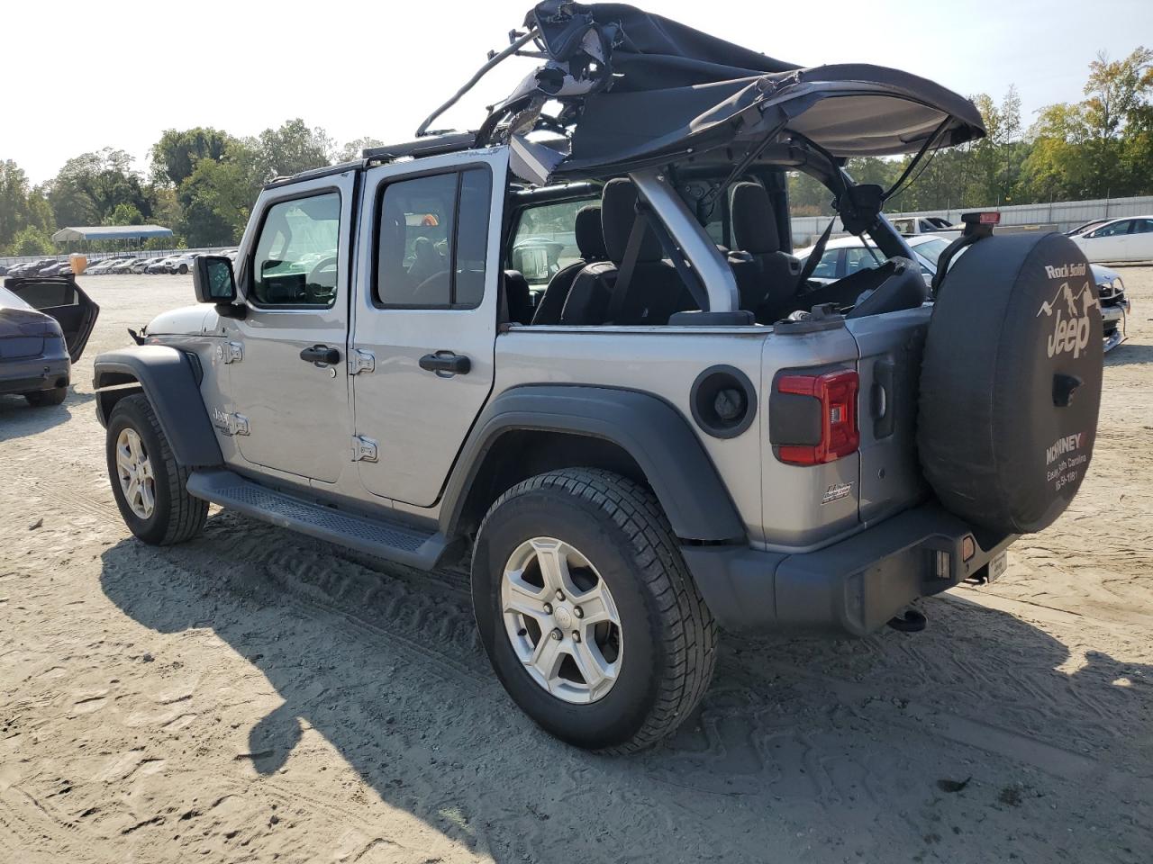 2019 JEEP WRANGLER U - 1C4HJXDG8KW538929 — photo 2