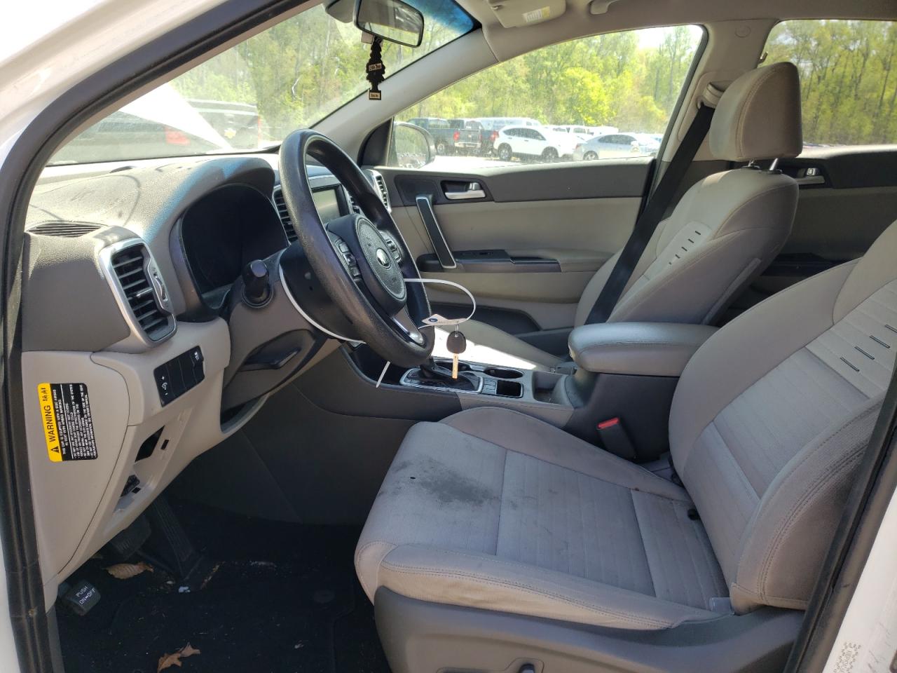 2019 KIA SPORTAGE L - KNDPM3AC6K7512529 — photo 5