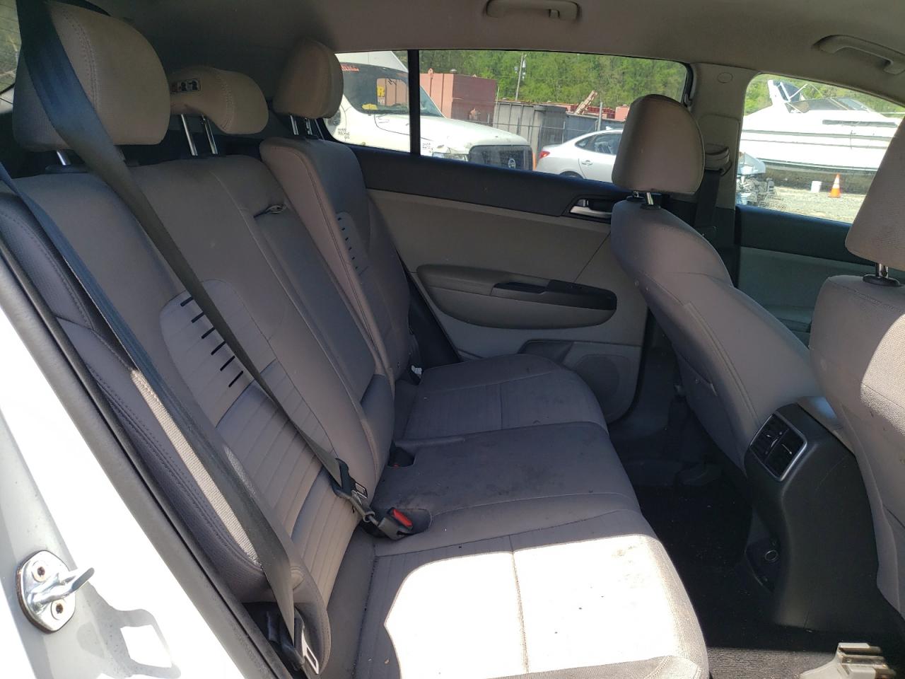 2019 KIA SPORTAGE L - KNDPM3AC6K7512529 — photo 9