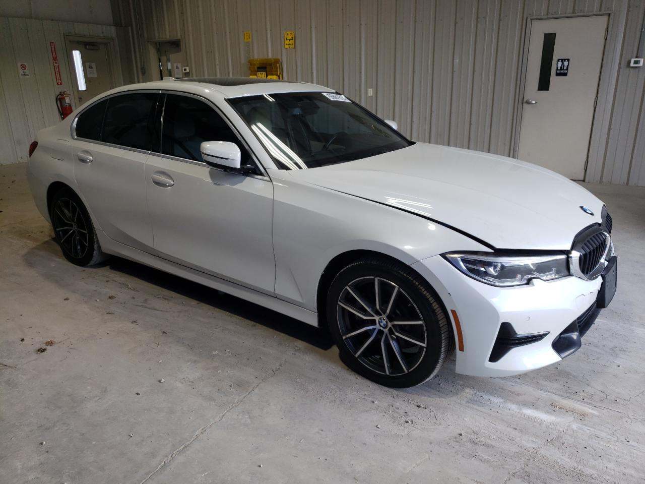 2020 BMW 330XI - 3MW5R7J06L8B09203 — photo 4