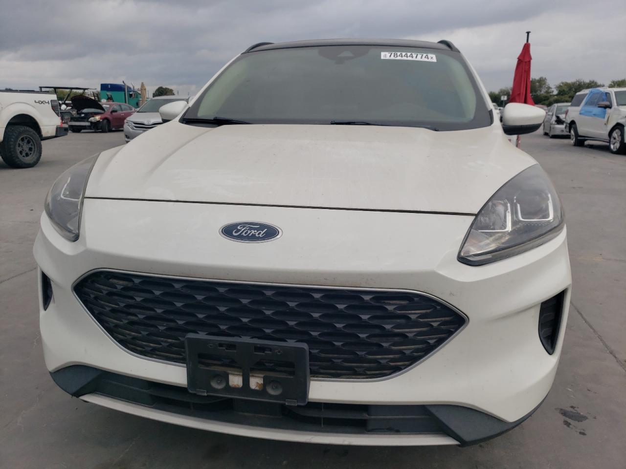 2020 FORD ESCAPE SE - 1FMCU0G66LUB01693 — photo 5