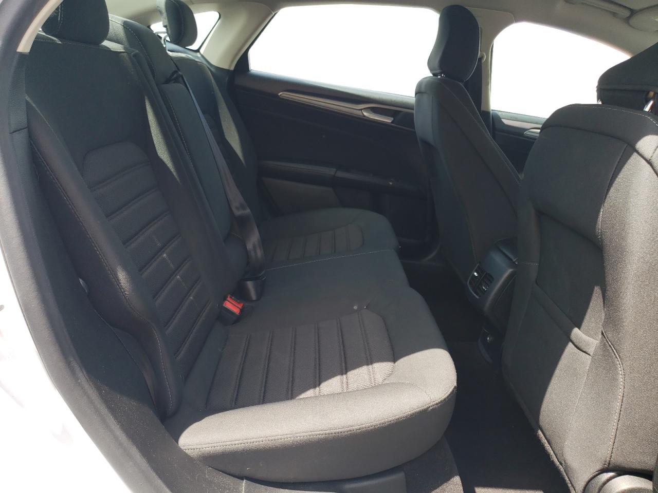 2020 FORD FUSION SE - 3FA6P0HD0LR125491 — photo 9