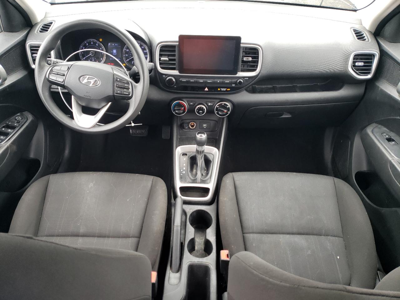 2020 HYUNDAI VENUE SE - KMHRB8A34LU045590 — photo 8
