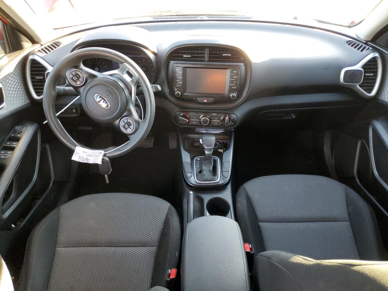 2020 KIA SOUL LX - KNDJ23AU3L7713875 — photo 8