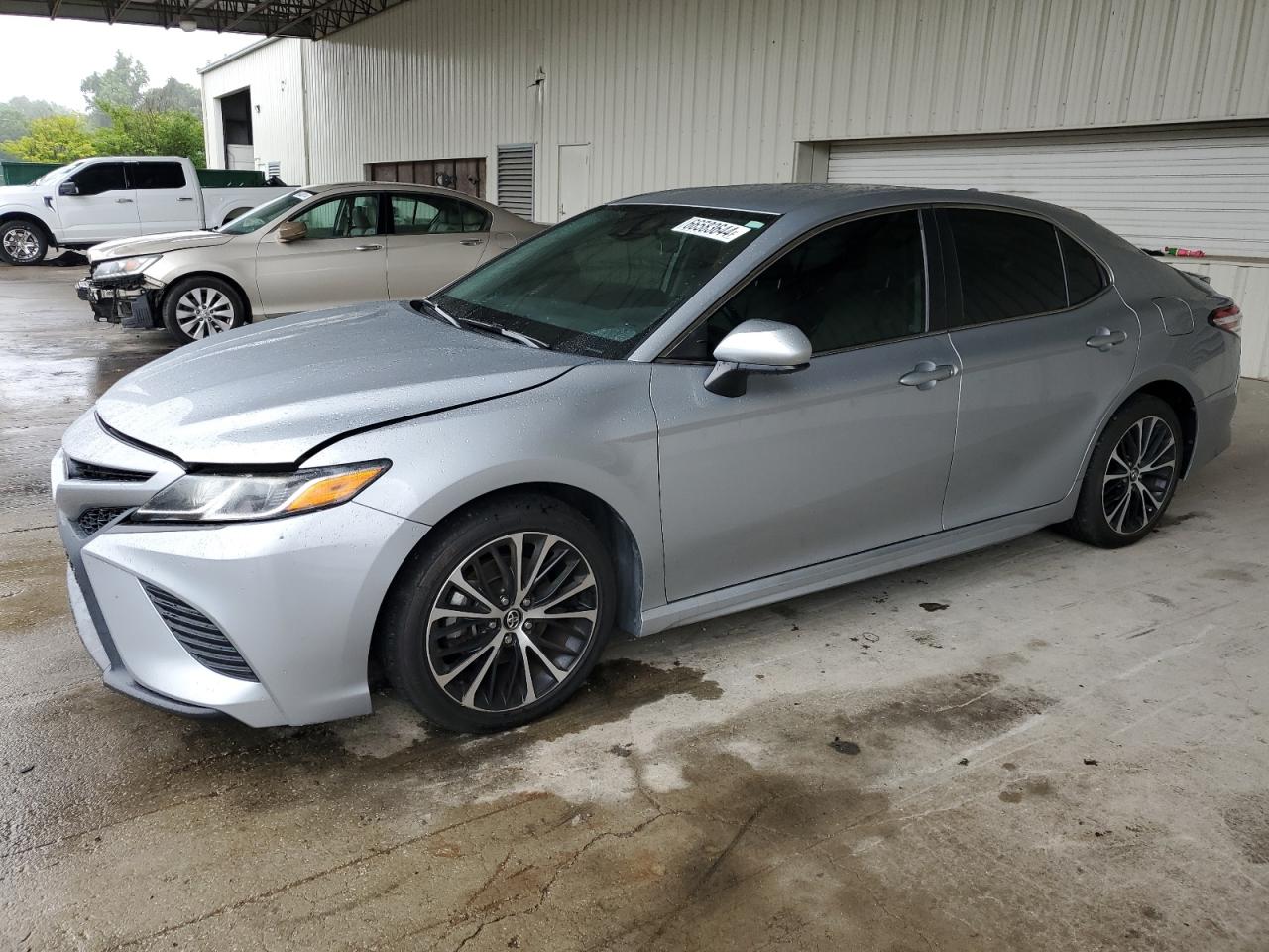 2020 TOYOTA CAMRY SE - 4T1G11AK5LU335328 — photo 1