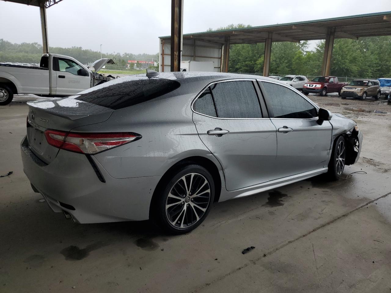 2020 TOYOTA CAMRY SE - 4T1G11AK5LU335328 — photo 3