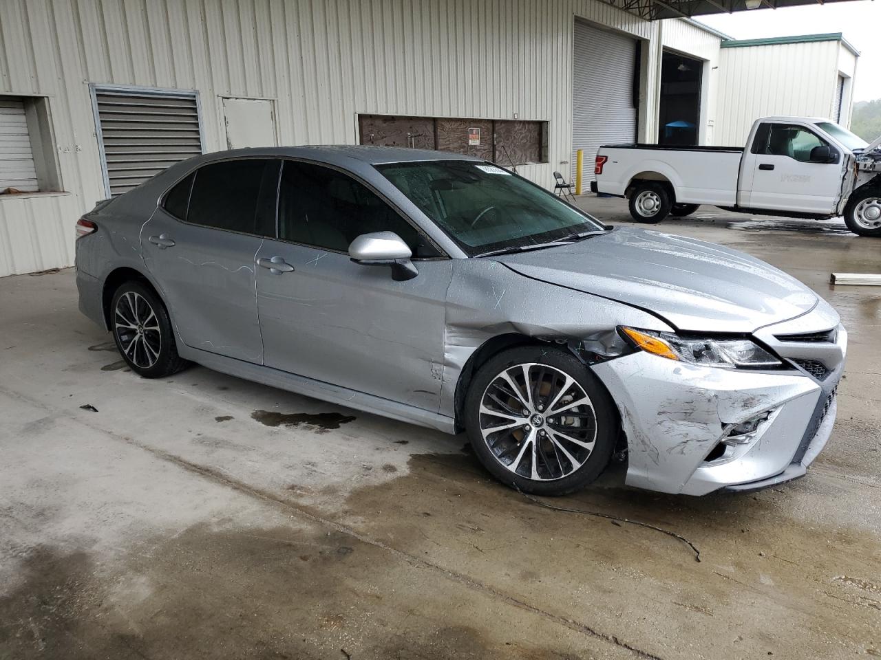 2020 TOYOTA CAMRY SE - 4T1G11AK5LU335328 — photo 4