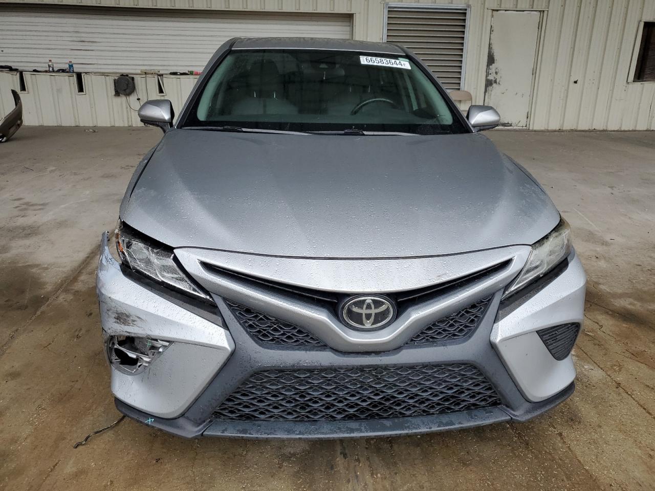 2020 TOYOTA CAMRY SE - 4T1G11AK5LU335328 — photo 5