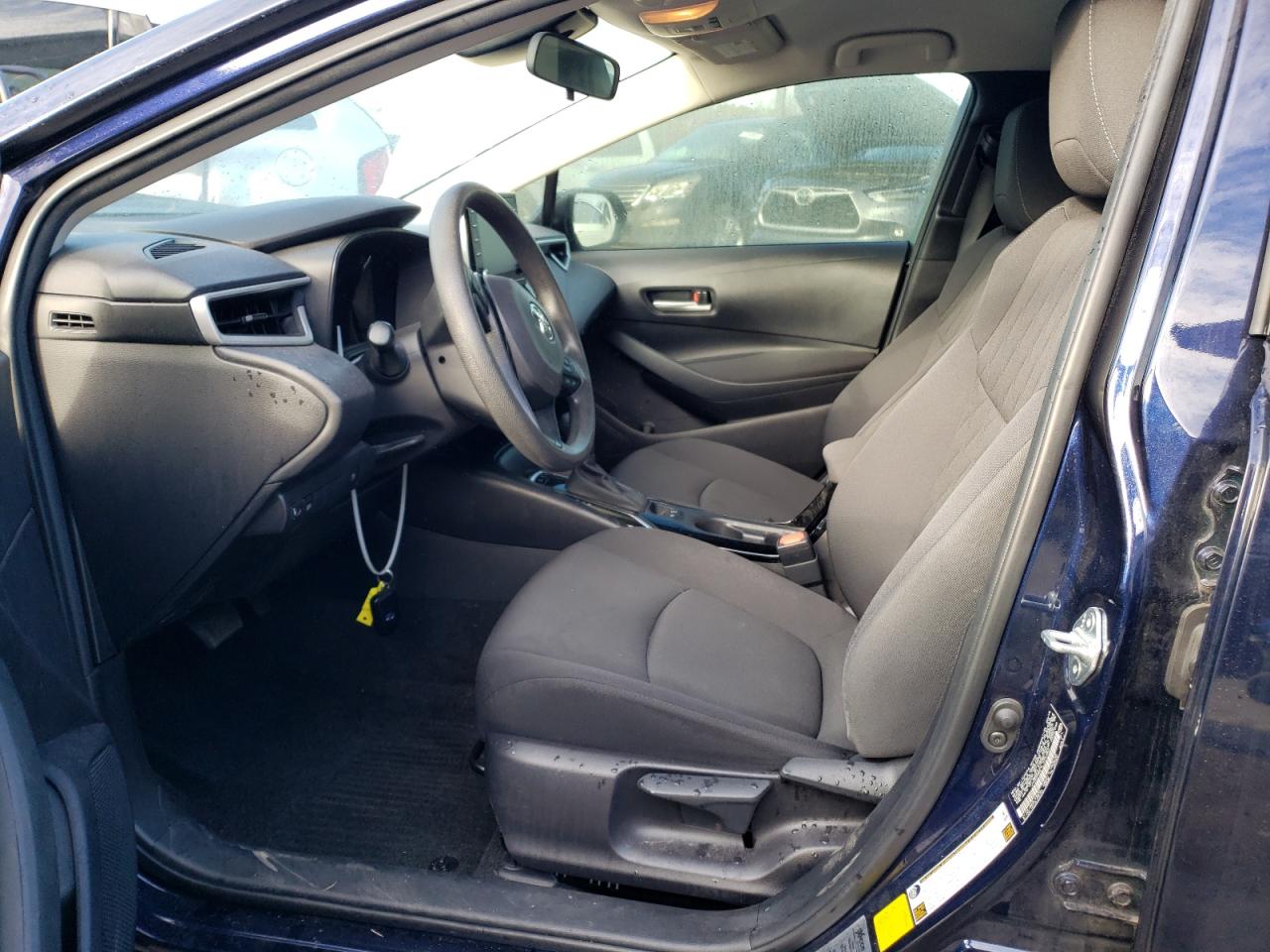 2020 TOYOTA COROLLA LE - JTDEBRBE1LJ002562 — photo 7