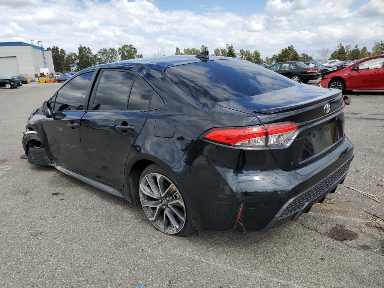 2020 TOYOTA COROLLA SE - JTDS4RCE1LJ041745 — photo 2