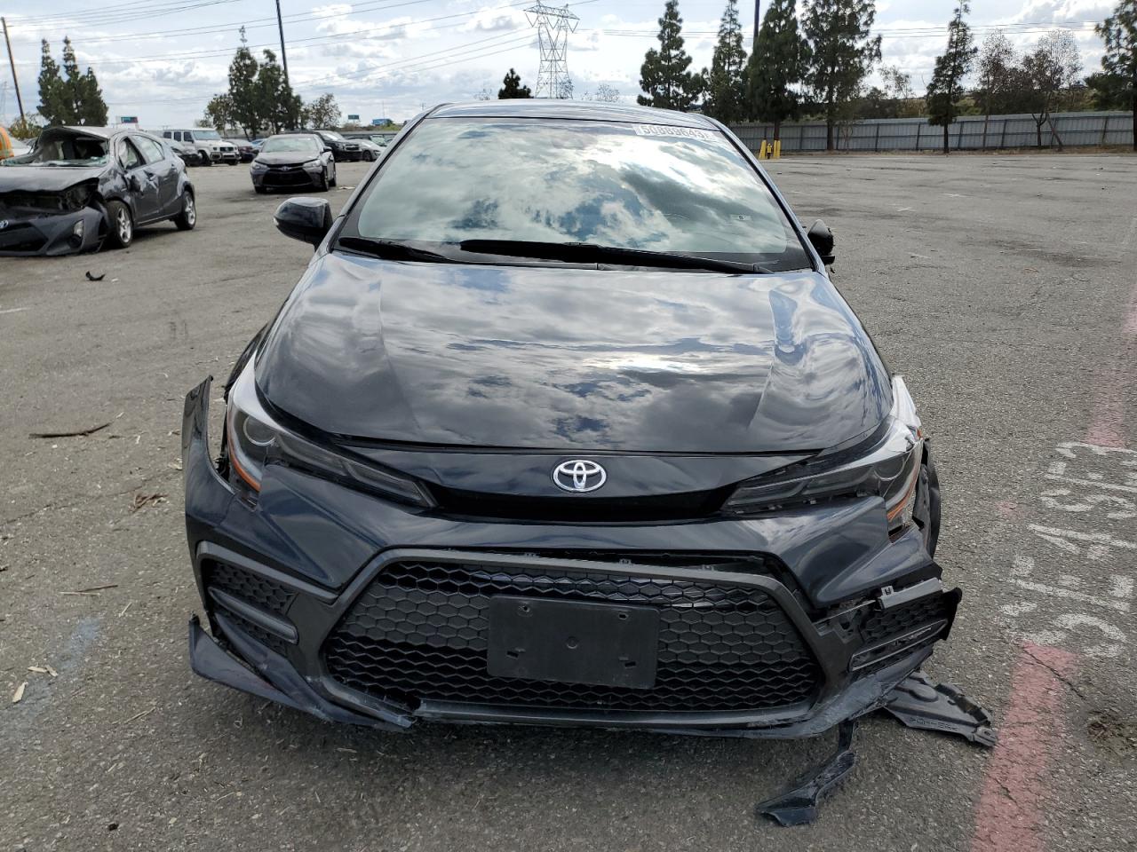 2020 TOYOTA COROLLA SE - JTDS4RCE1LJ041745 — photo 5