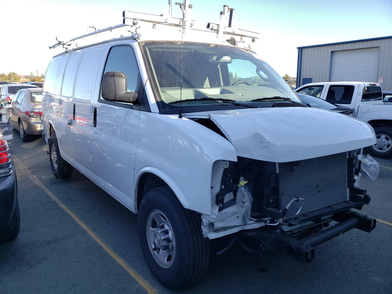 2021 CHEVROLET EXPRESS G2 - 1GCWGAF79M1197072 — photo 1