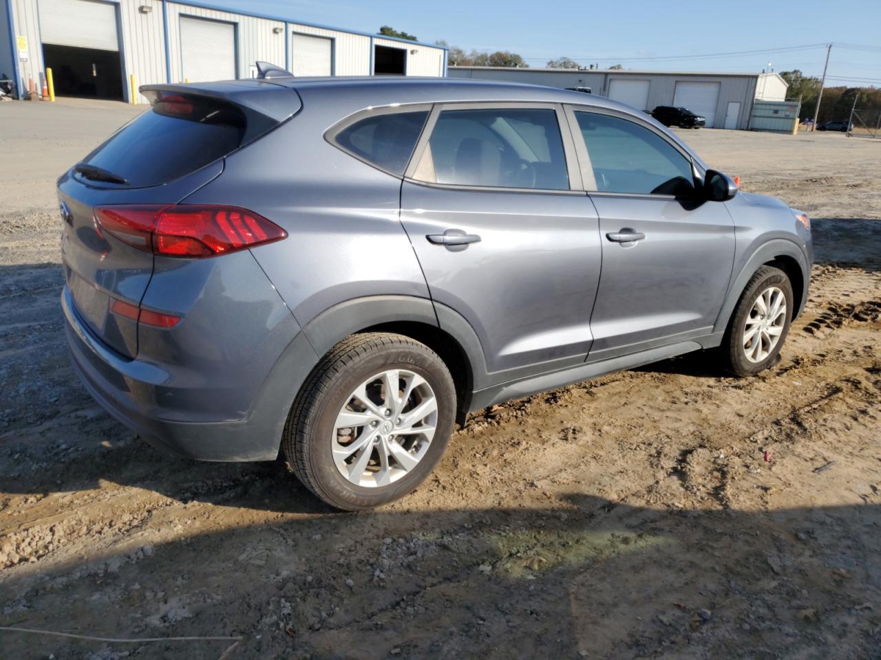 2021 HYUNDAI TUCSON SE - KM8J23A49MU402269 — photo 3