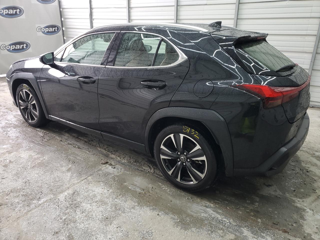 2021 LEXUS UX 200 - JTHP3JBH6M2042566 — photo 2