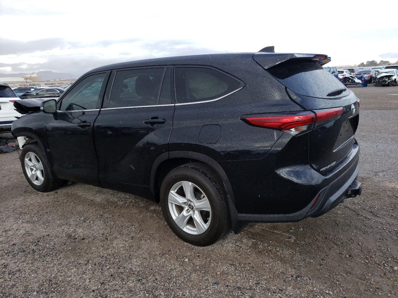 2021 TOYOTA HIGHLANDER - 5TDZZRAH5MS538136 — photo 2