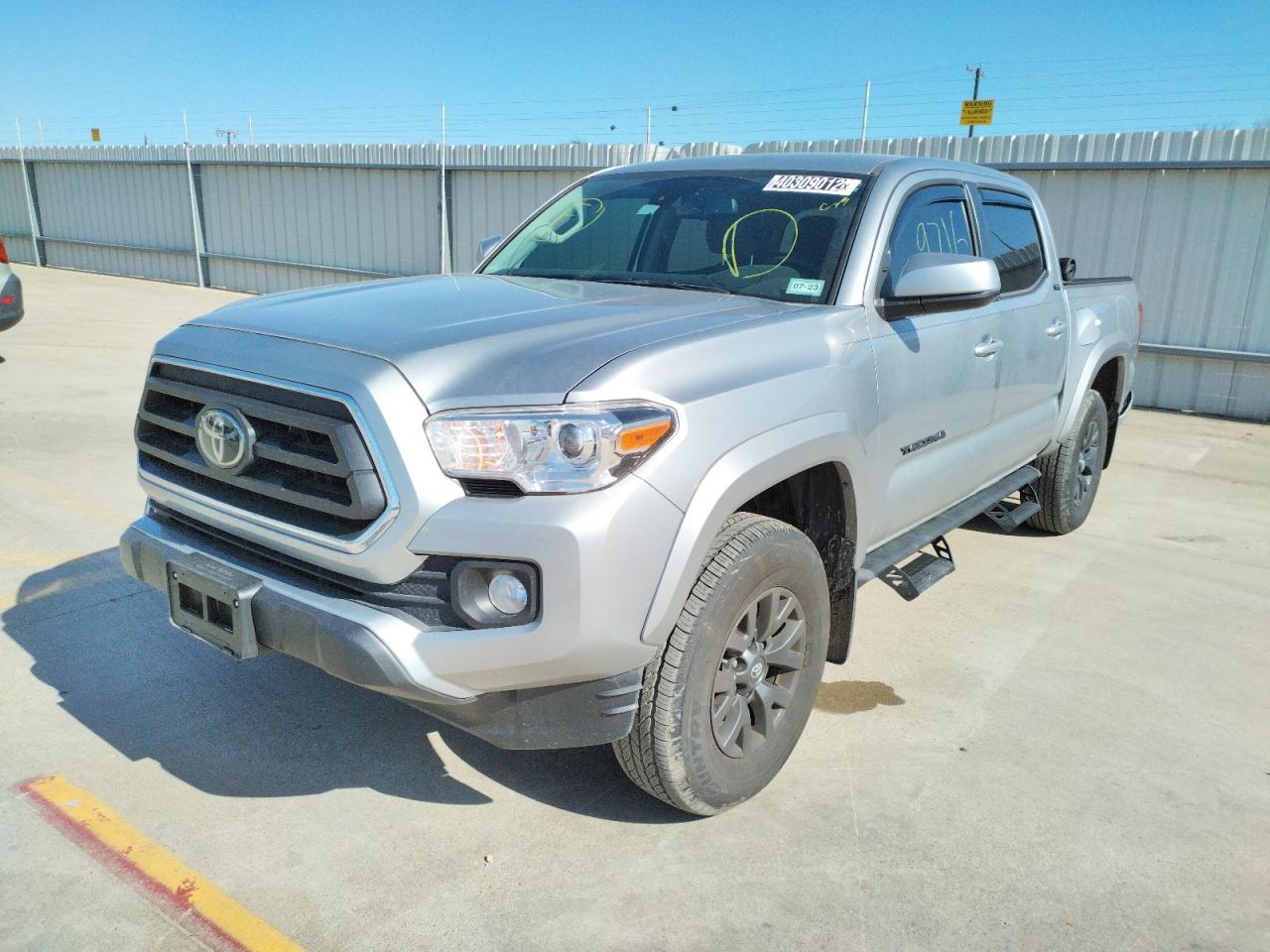 2021 TOYOTA TACOMA DOU - 5TFAZ5CNXMX114602 — photo 2