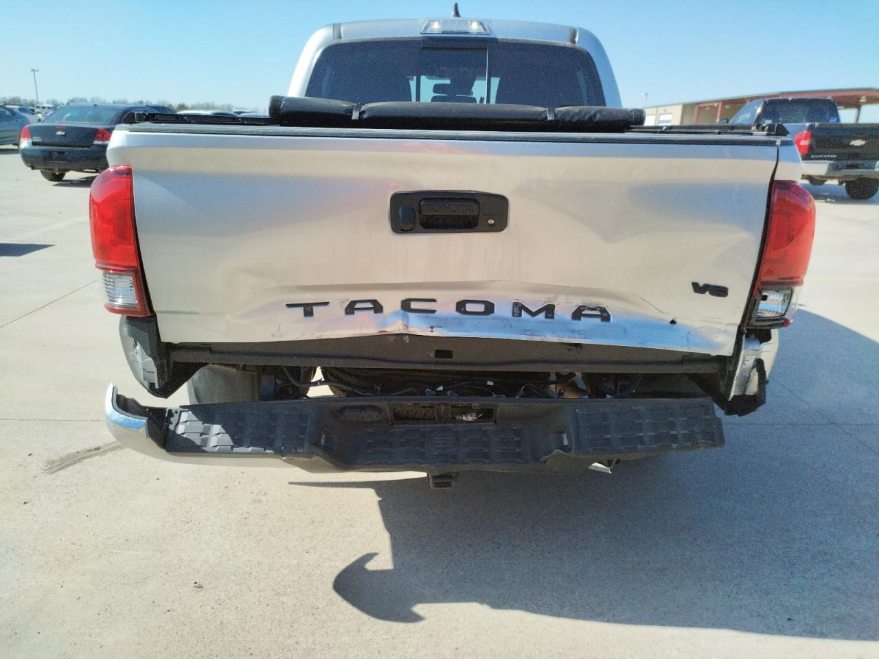 2021 TOYOTA TACOMA DOU - 5TFAZ5CNXMX114602 — photo 9