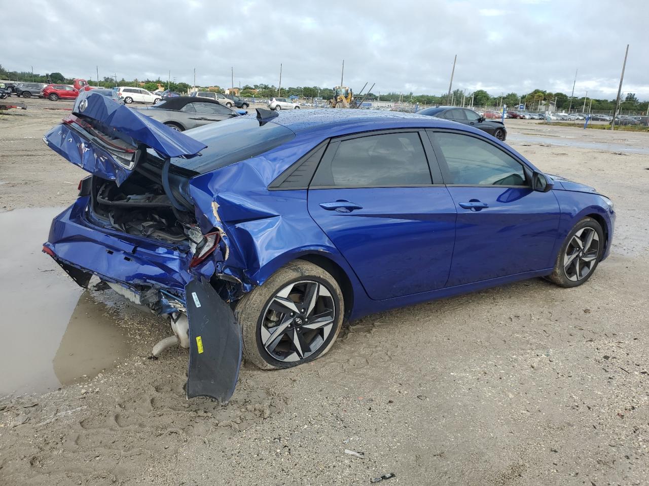 2023 HYUNDAI ELANTRA SE - 5NPLS4AG6PH091136 — photo 3