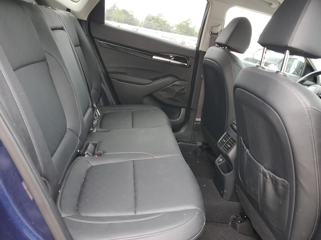 2023 KIA SELTOS SX - KNDETCA20P7360501 — photo 11