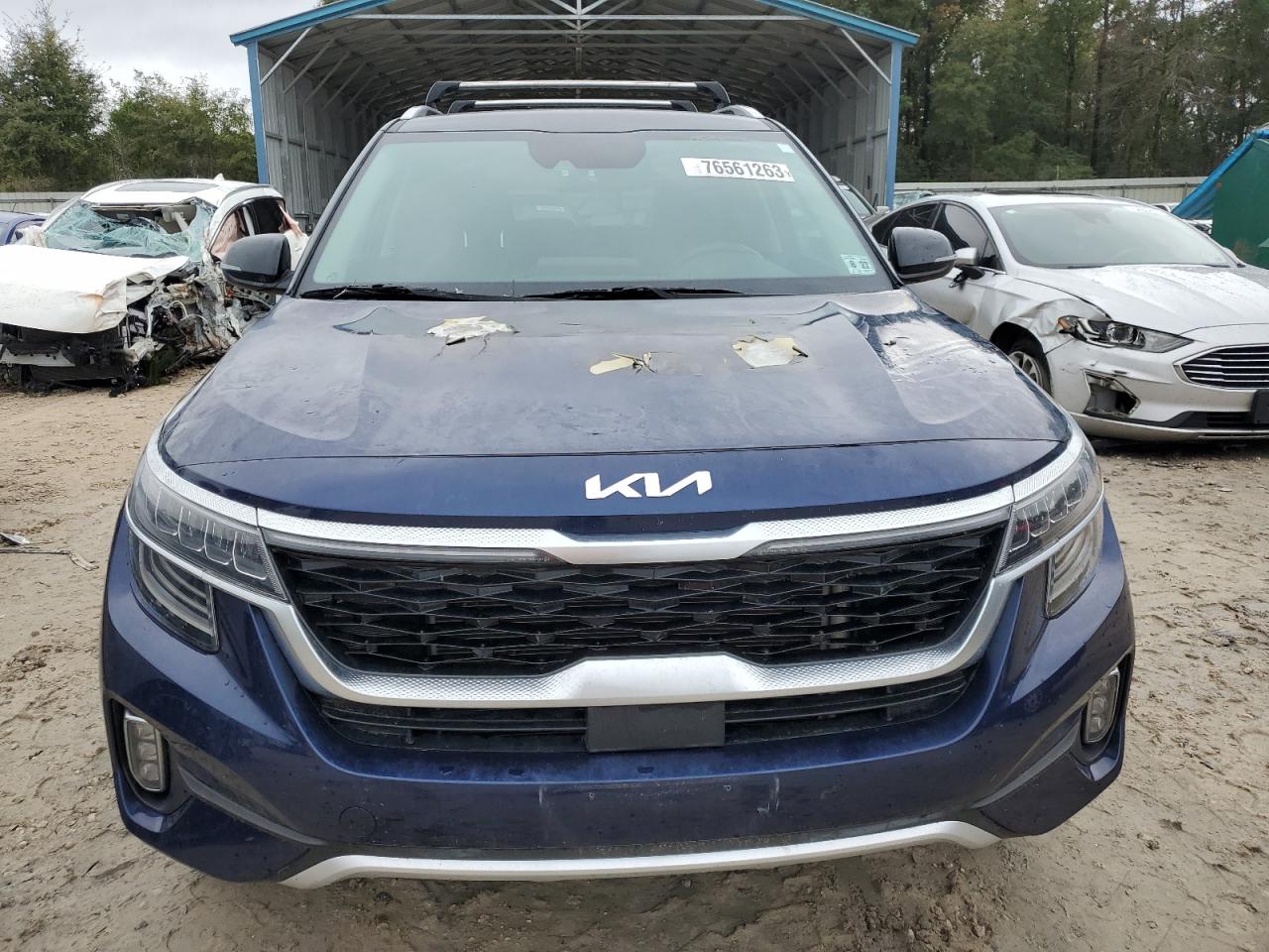 2023 KIA SELTOS SX - KNDETCA20P7360501 — photo 5