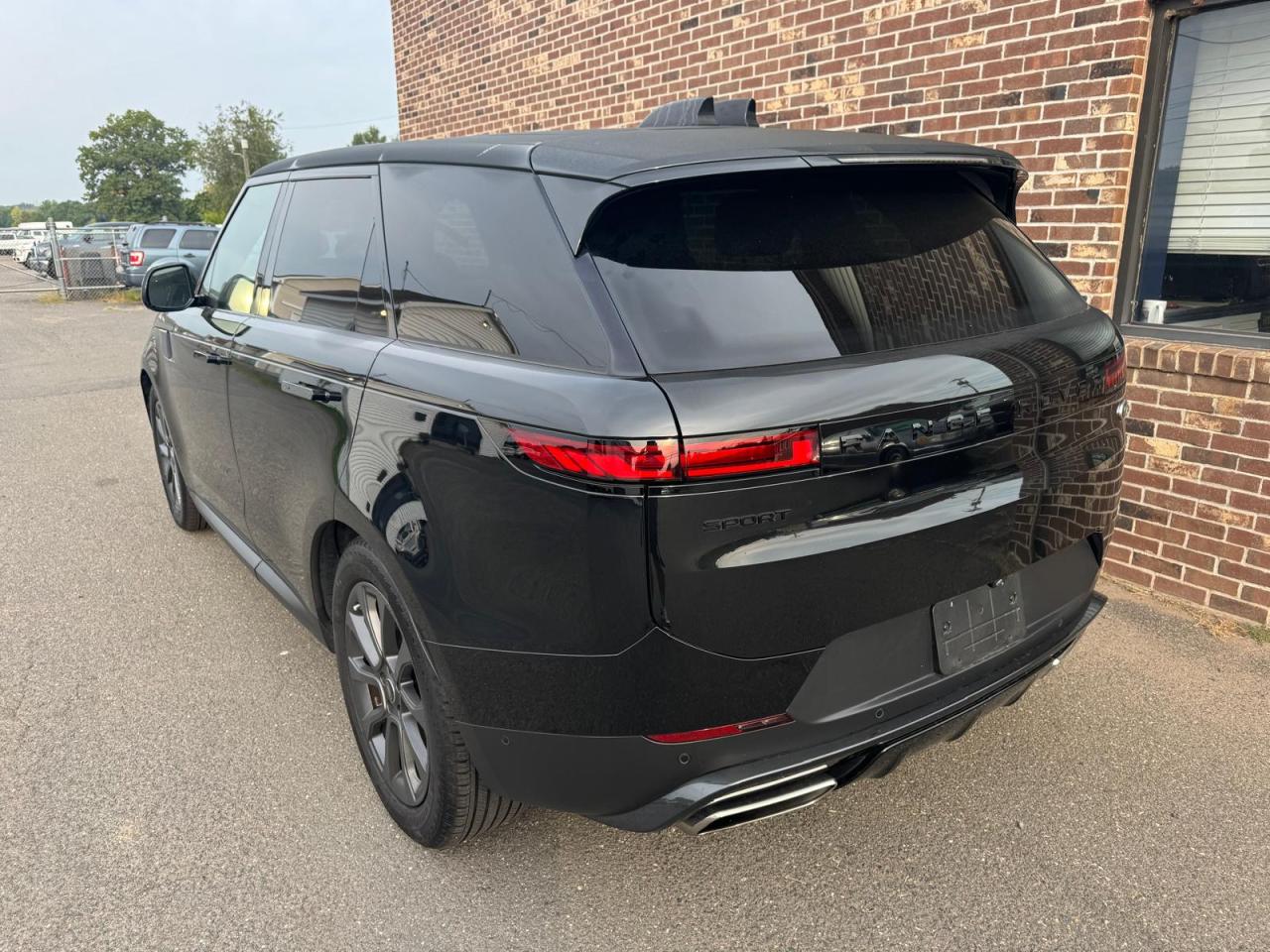 2023 LAND ROVER RANGE ROVE - SAL1P9EU7PA143007 — photo 2