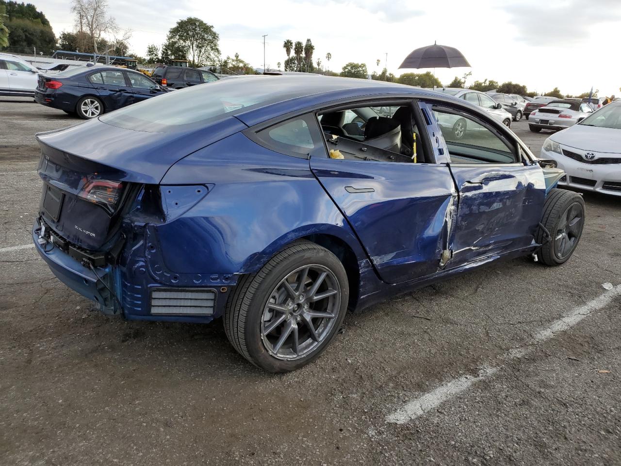 2023 TESLA MODEL 3 - 5YJ3E1EB7PF609645 — photo 3